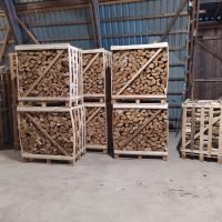 Beržo kaitrios malkos 1 m3 dėžėse - Image 3