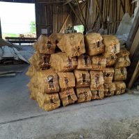 Beržo kaitrios malkos 40 L pakuotėse - Image 2