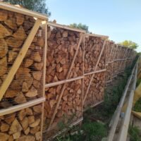 Orasausės alksnio malkos 1,8 m3 dėžėse - Image 2